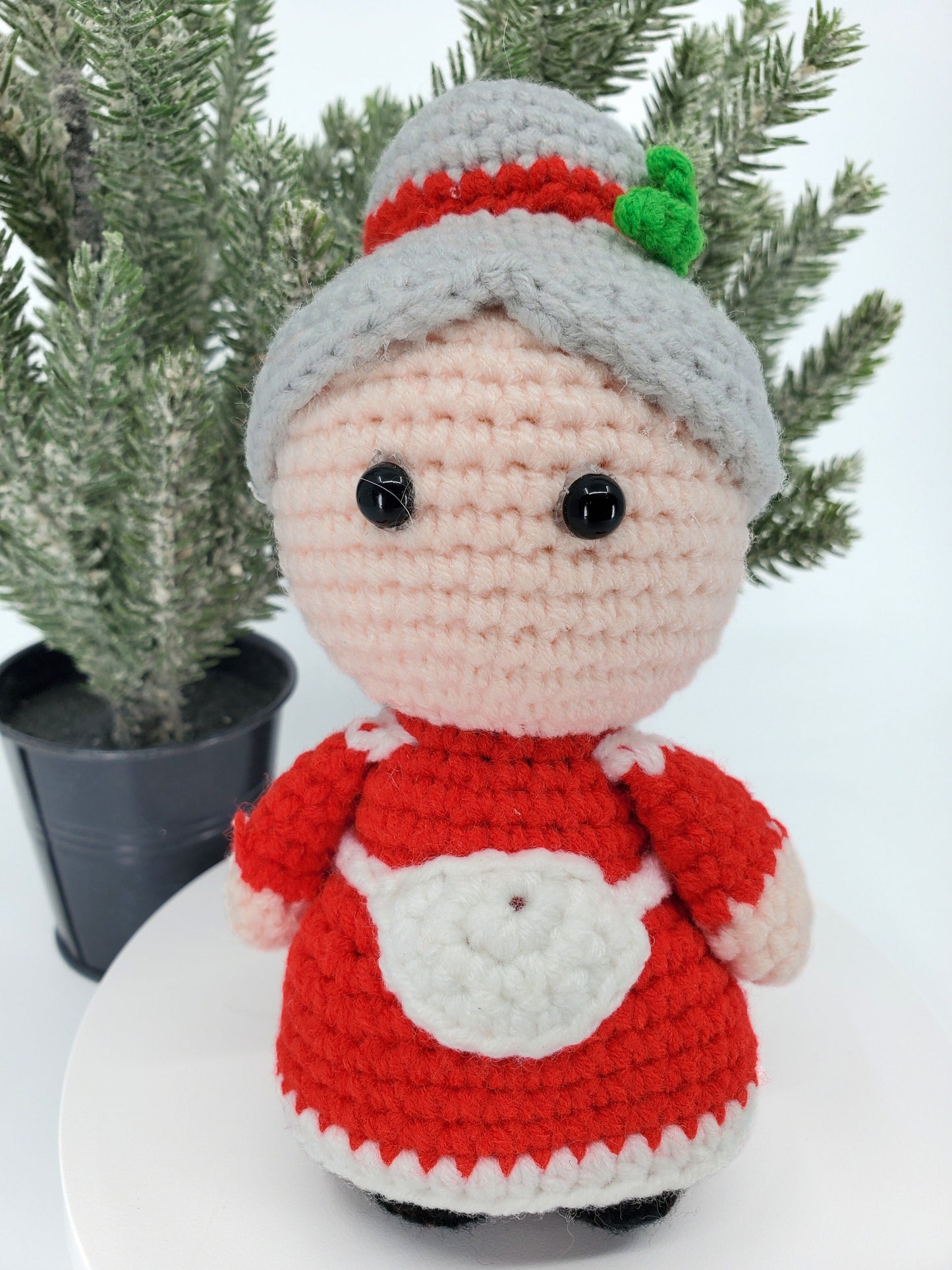 Mrs. Claus (Plastic Eyes)