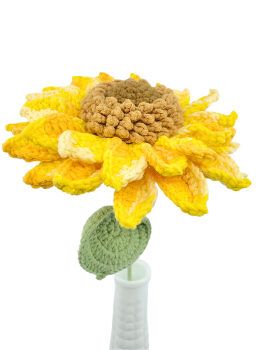 Crochet Flower - Sunflower (Double-Layered, Gradient Yellow)