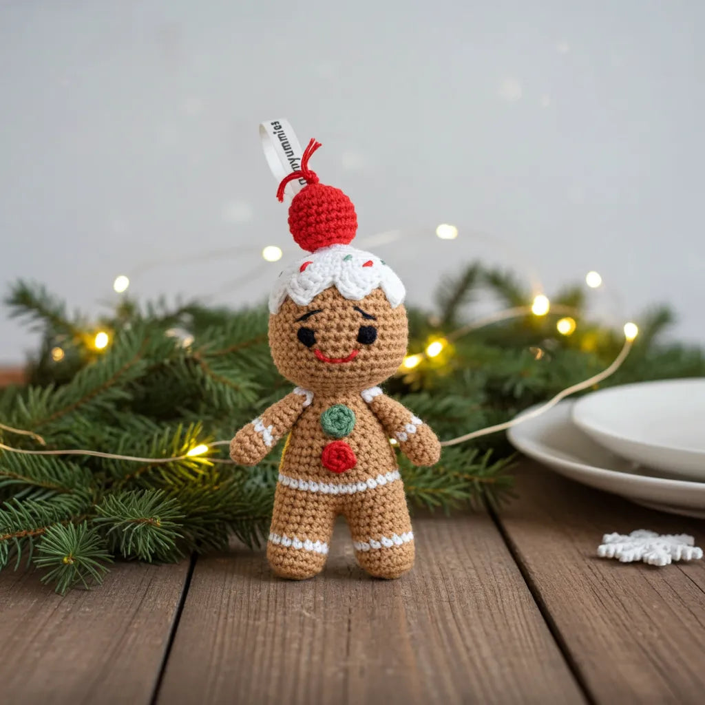 Gingerbread Man Amigurumi Ornament – Sweet, Soft & Full of Holiday Cheer 🍪🎄