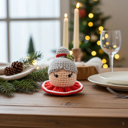 Mrs. Claus Amigurumi Ornament – The Heart of the Holidays 👵🎄